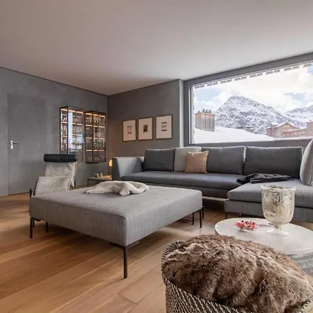 Apartment Three-bedroom Luxury Up To 6 Guests *